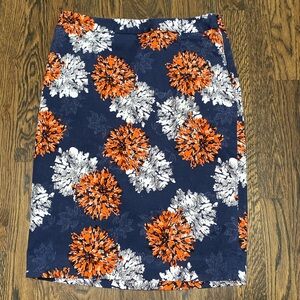 EUC The Limited Pencil Skirt size 8